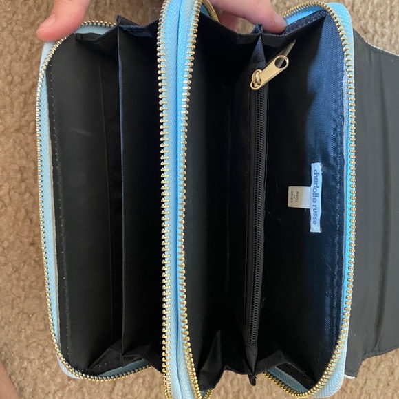 Charlotte Russe Wristlet - Picture 4 of 4